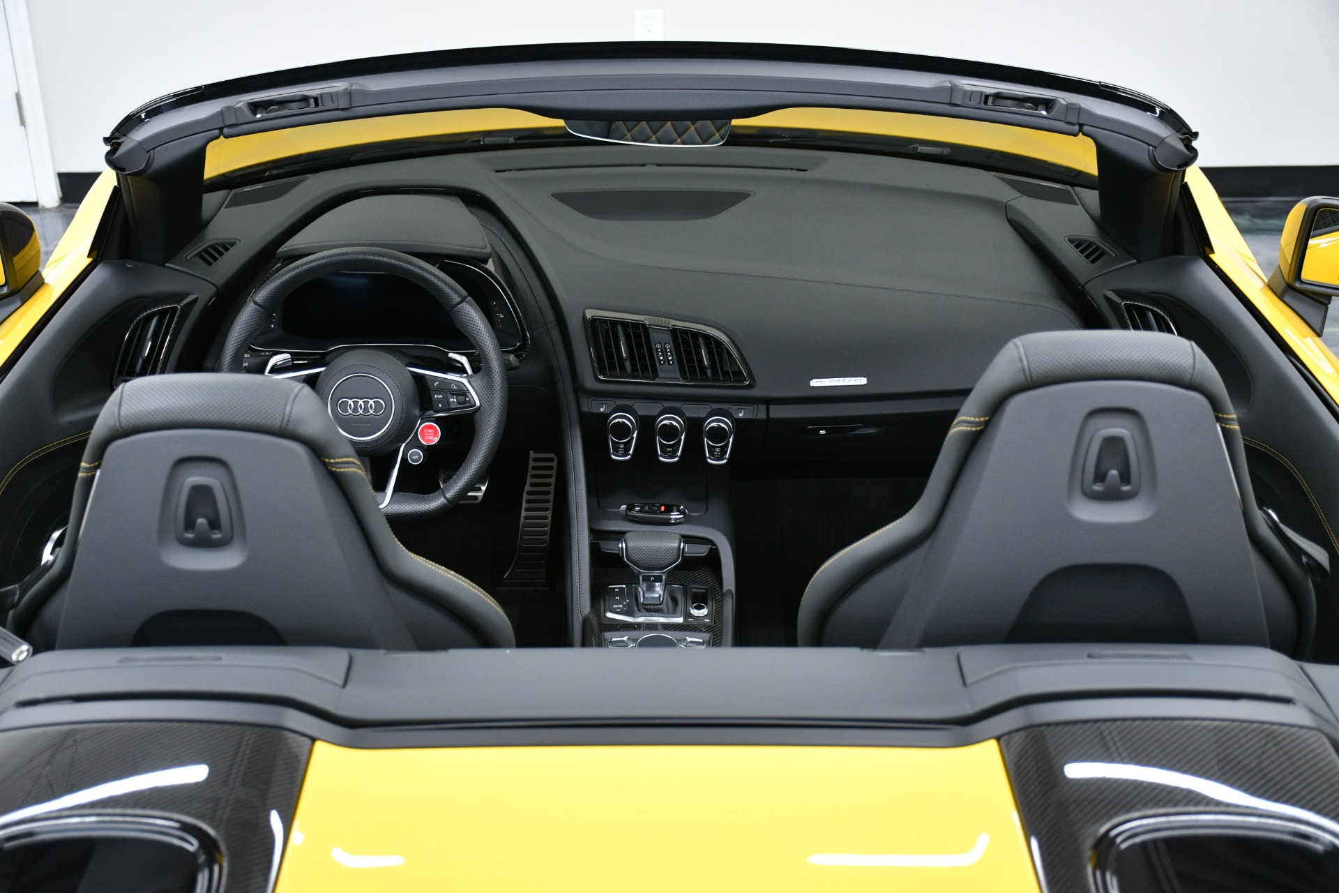 Audi R8 V10 Performance Interior